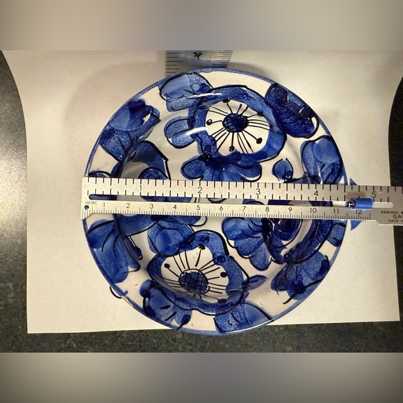 Vintage Signed Studio Art~Charming Blue and White Pedestal Bowl or Trinket Dish - Picture 11 of 13